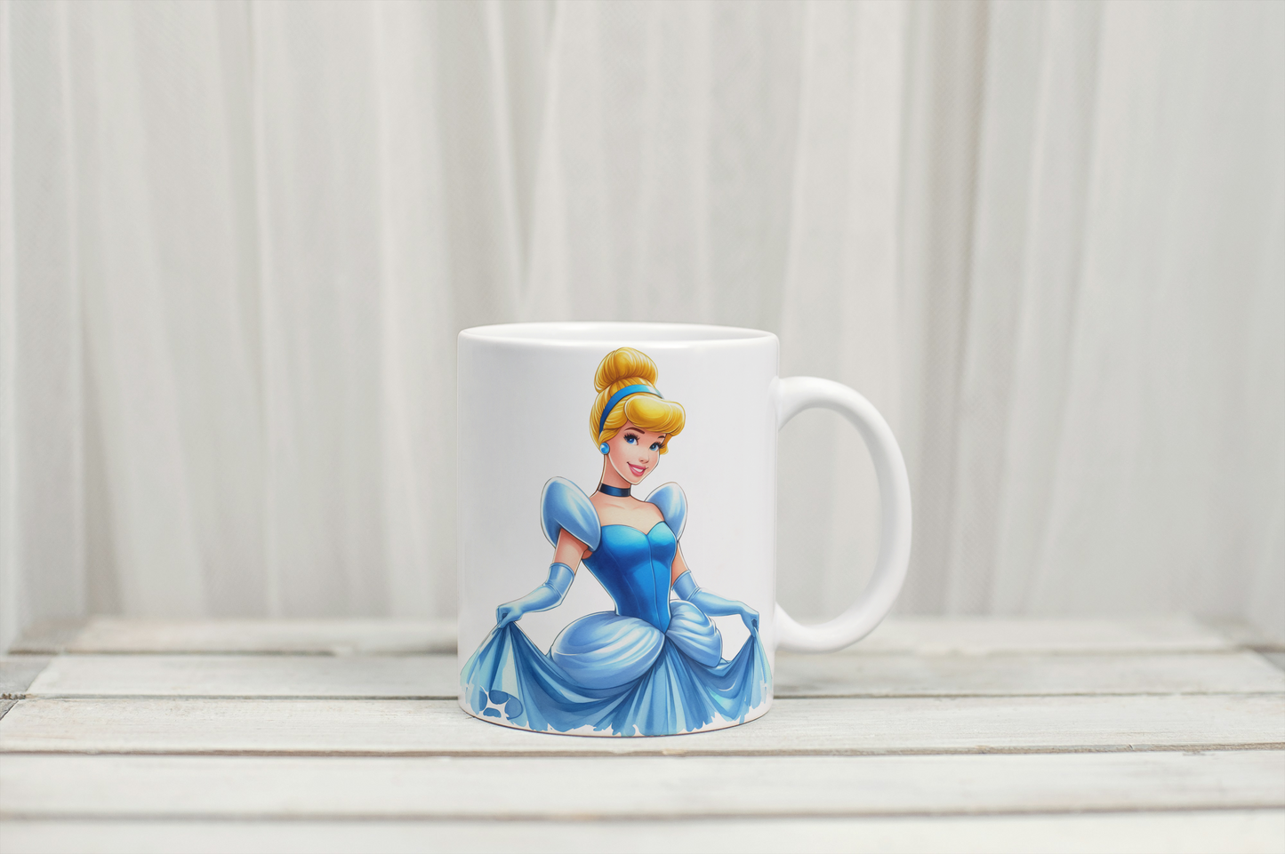 Taza Inspirada en Cenicienta | Magia y Elegancia en Cada Sorbo